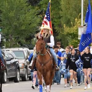 Meet your Posher, Cecilia